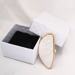 Buckle Jewelry - New! Women's Oval Geometric Ring Buckle Jewelry - New! Women's Oval Geometric Ring